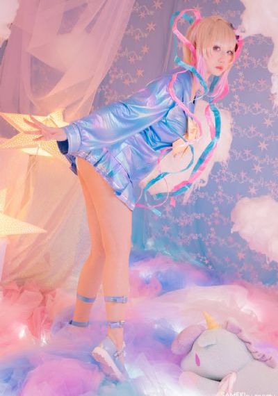 欧美大屁股三点式_高清完整视频观看