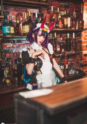 欧美夜店舞曲dj现场_720免费高清观看