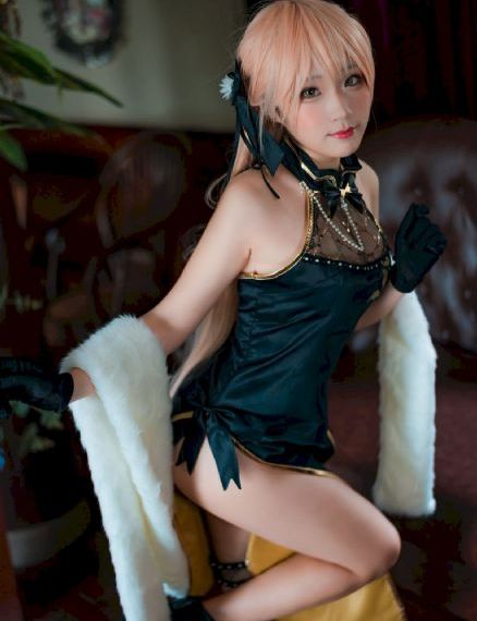 办公室挺进美妇李婷_高清无删减在线观看